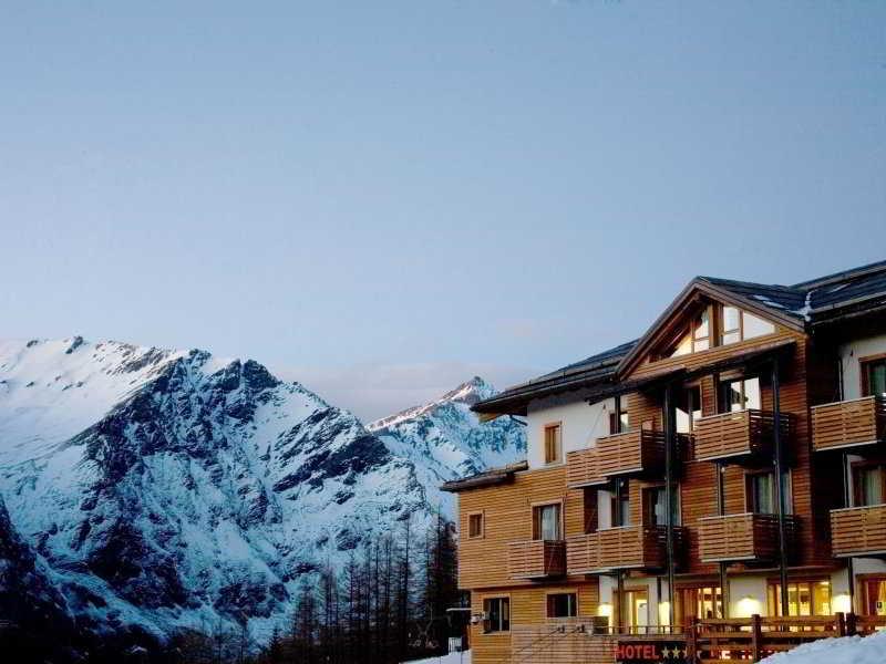 Savoia Resort Bardonecchia Exterior photo